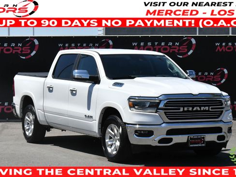 Used 2022 RAM 1500 Laramie AWD/4WD image 1