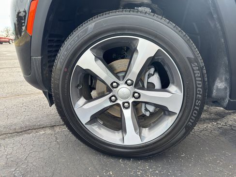 New 2026 Jeep Grand Cherokee Limited AWD/4WD image 19