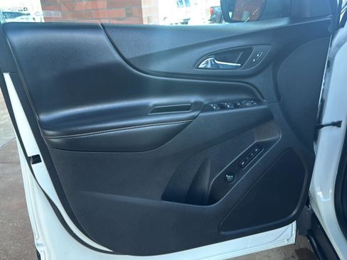 Used 2019 Chevrolet Equinox Premier image 14