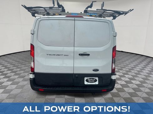 Used 2022 Ford Transit 250 Low Roof w/ Load Area Protection Package RWD image 4