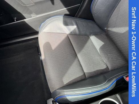Used 2019 Toyota Corolla SE w/ SE Premium Package FWD image 26