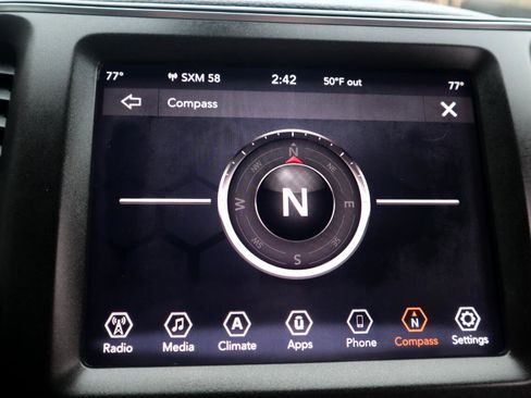 Used 2019 Jeep Cherokee Trailhawk image 71