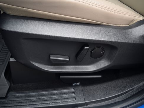 Used 2024 Ford Ranger Lariat w/ Advanced Towing Package image 20