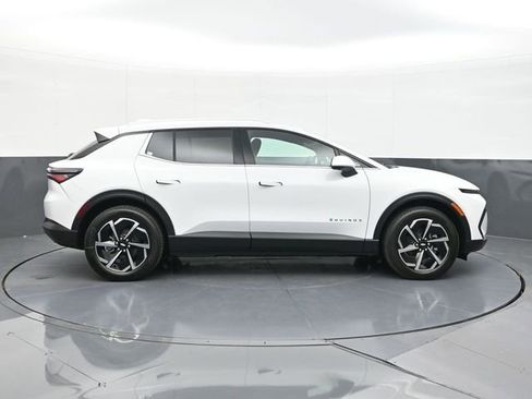 New 2026 Chevrolet Equinox EV LT image 16