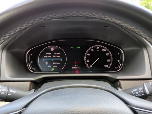 Used 2020 Honda Accord Touring image 16