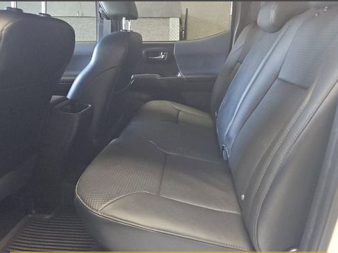 Used 2023 Toyota Tacoma TRD Sport w/ TRD Premium Sport Package image 11