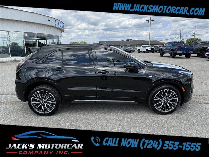 Used 2024 Cadillac XT4 Sport AWD/4WD image 2