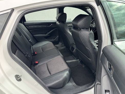 Used 2020 Honda Accord Sport image 11