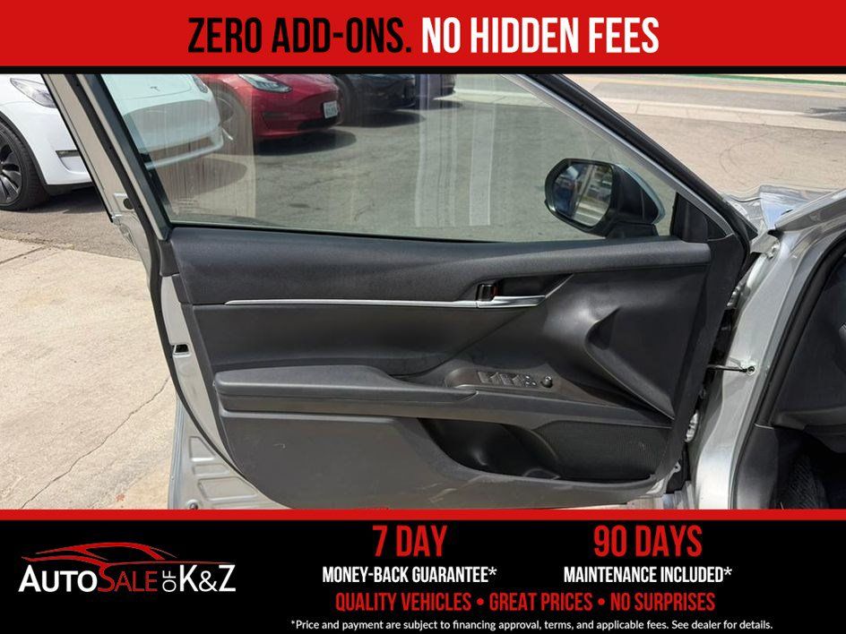 Used 2021 Toyota Camry SE FWD image 23