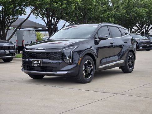 New 2026 Kia Sportage EX FWD image 2