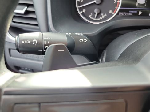 Certified 2023 Nissan Rogue S image 8