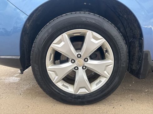 Used 2015 Subaru Forester 2.5i w/ Alloy Wheel Package image 11