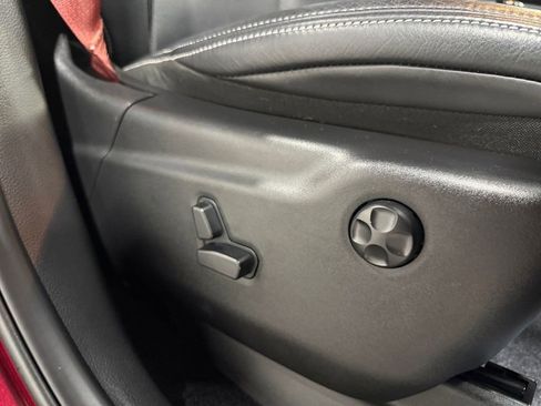 Used 2018 Jeep Grand Cherokee SRT image 14