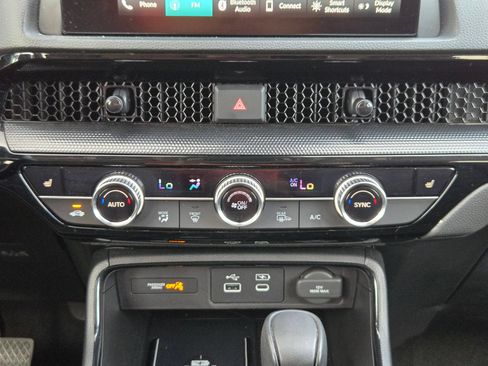 Used 2025 Honda CR-V EX-L image 19
