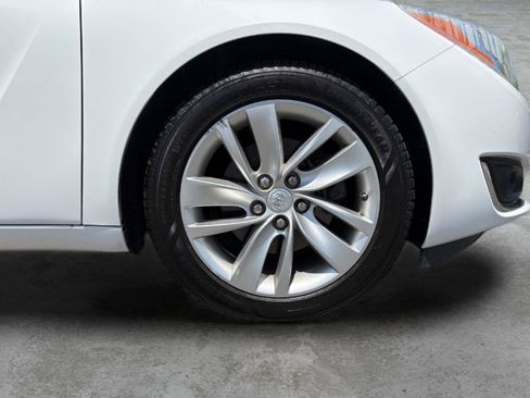 Used 2016 Buick Regal Premium FWD image 21