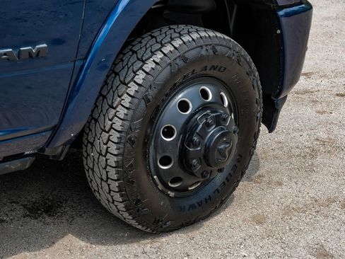 Used 2021 RAM 3500 Limited image 59