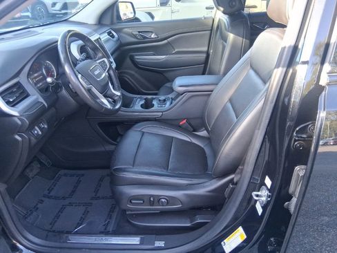 Used 2022 GMC Acadia SLT w/ Elevation Edition FWD image 14