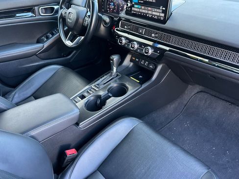 Used 2022 Honda Civic Sport Touring image 16