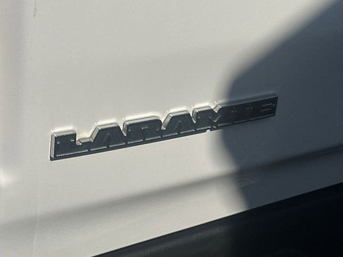 Used 2025 RAM 1500 Laramie AWD/4WD image 32