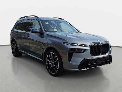 New 2026 BMW X7 xDrive40i w/ M Sport Package image 3