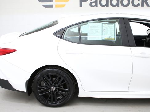 Used 2025 Toyota Camry SE w/ Convenience Package FWD image 7