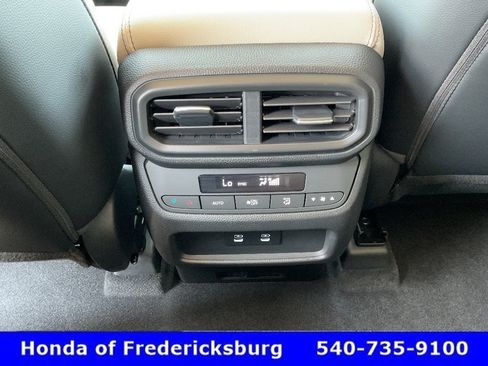 Used 2026 Honda Pilot Touring image 44