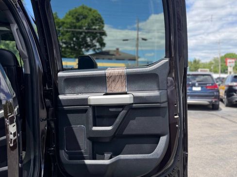 Used 2019 Ford F250 Lariat w/ Lariat Ultimate Package AWD/4WD image 15