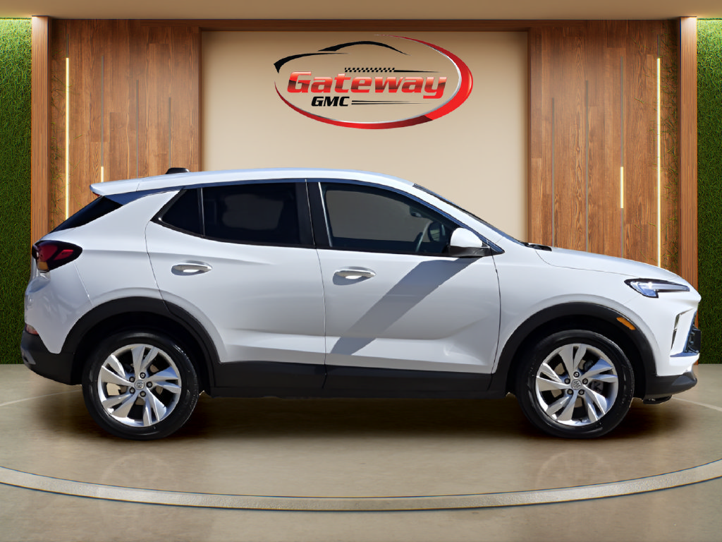 Used 2025 Buick Encore GX Preferred FWD image 4