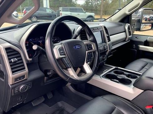 Used 2021 Ford F350 Lariat w/ Chrome Package image 14