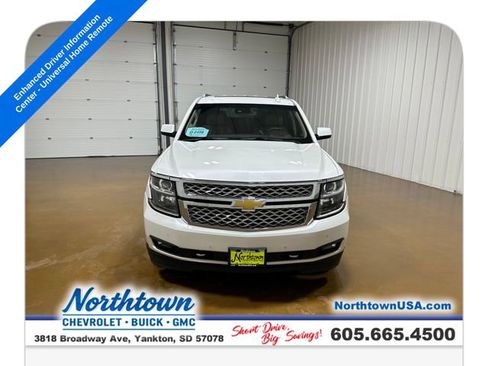 Used 2017 Chevrolet Tahoe LT w/ LT Signature Package AWD/4WD image 9