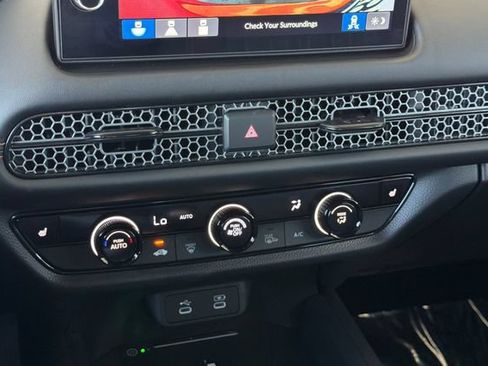 Certified 2026 Honda HR-V Sport image 25