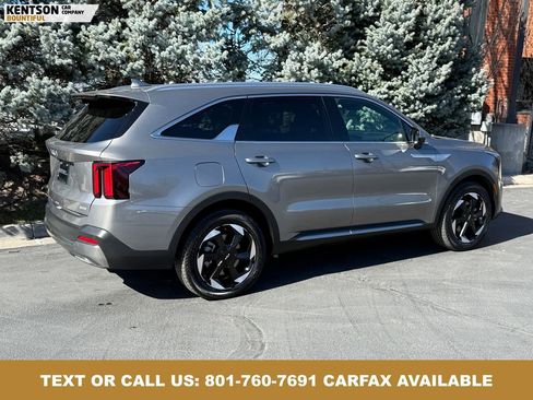 Used 2025 Kia Sorento SX Prestige image 10