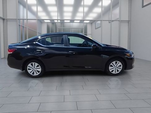 Certified 2025 Nissan Sentra S FWD image 9