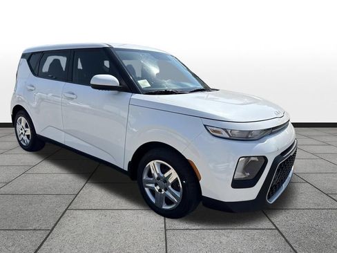 Used 2022 Kia Soul LX FWD image 33
