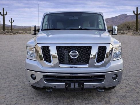 Used 2018 Nissan NV 3500 SL image 7