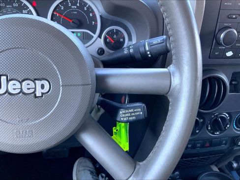 Used 2009 Jeep Wrangler Rubicon w/ Dual Top Group image 21