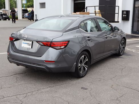 Used 2022 Nissan Sentra SV FWD image 10