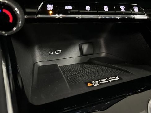 New 2026 Chevrolet Traverse RS w/ LPO, Floor Liner Package image 36