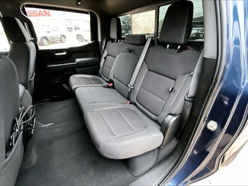 Used 2021 Chevrolet Silverado 1500 LT AWD/4WD image 18