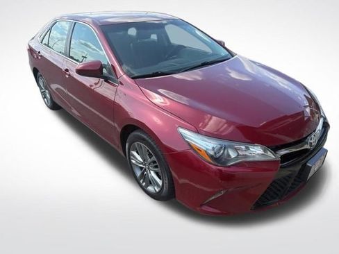 Used 2017 Toyota Camry SE image 7