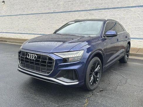 Used 2021 Audi Q8 Premium Plus w/ Premium Plus Package AWD/4WD image 3