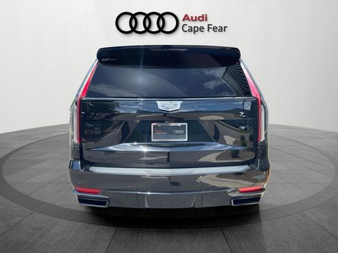 Used 2023 Cadillac Escalade ESV Sport Platinum w/ LPO, ONYX Package AWD/4WD image 4