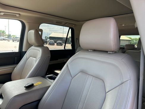 Used 2024 Ford Expedition Max Limited AWD/4WD image 13