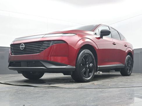 Certified 2025 Nissan Murano SV image 25