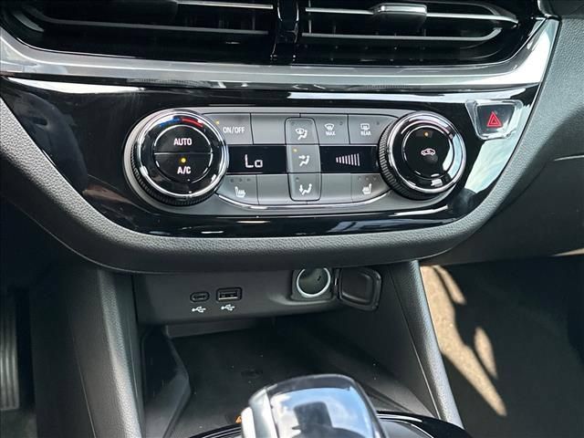 New 2026 Buick Envista Sport Touring w/ Convenience I Package FWD image 32