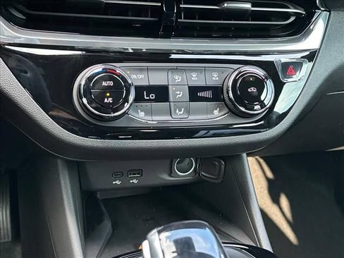 New 2026 Buick Envista Sport Touring w/ Convenience I Package FWD image 32