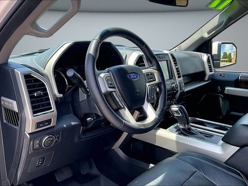 Used 2017 Ford F150 Lariat w/ Equipment Group 501A Mid AWD/4WD image 17