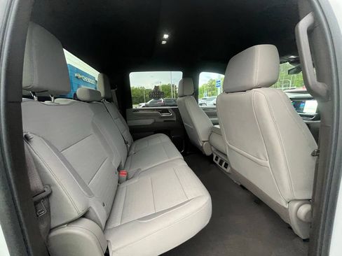 Used 2025 Chevrolet Silverado 2500 LT w/ Convenience Package AWD/4WD image 16