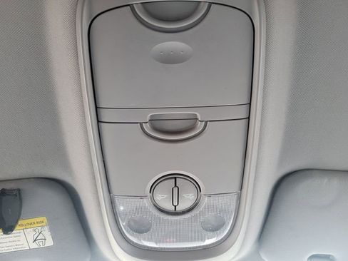 Used 2006 Kia Sorento 2WD image 17