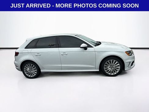 Used 2016 Audi A3 e-tron Premium FWD image 9